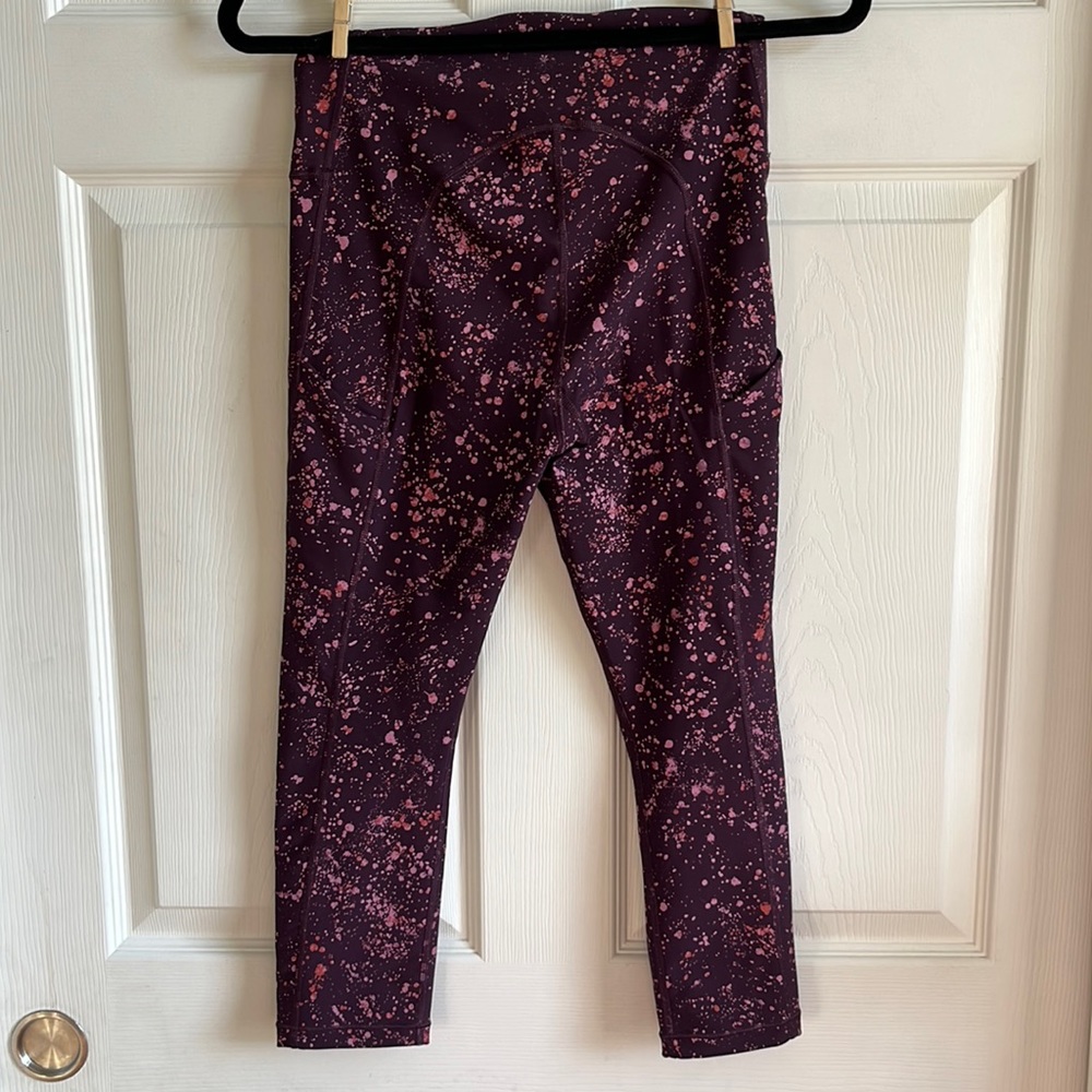 Athleta Ultimate Stash Pocket Splat Capri / SZ S - Picture 5 of 6